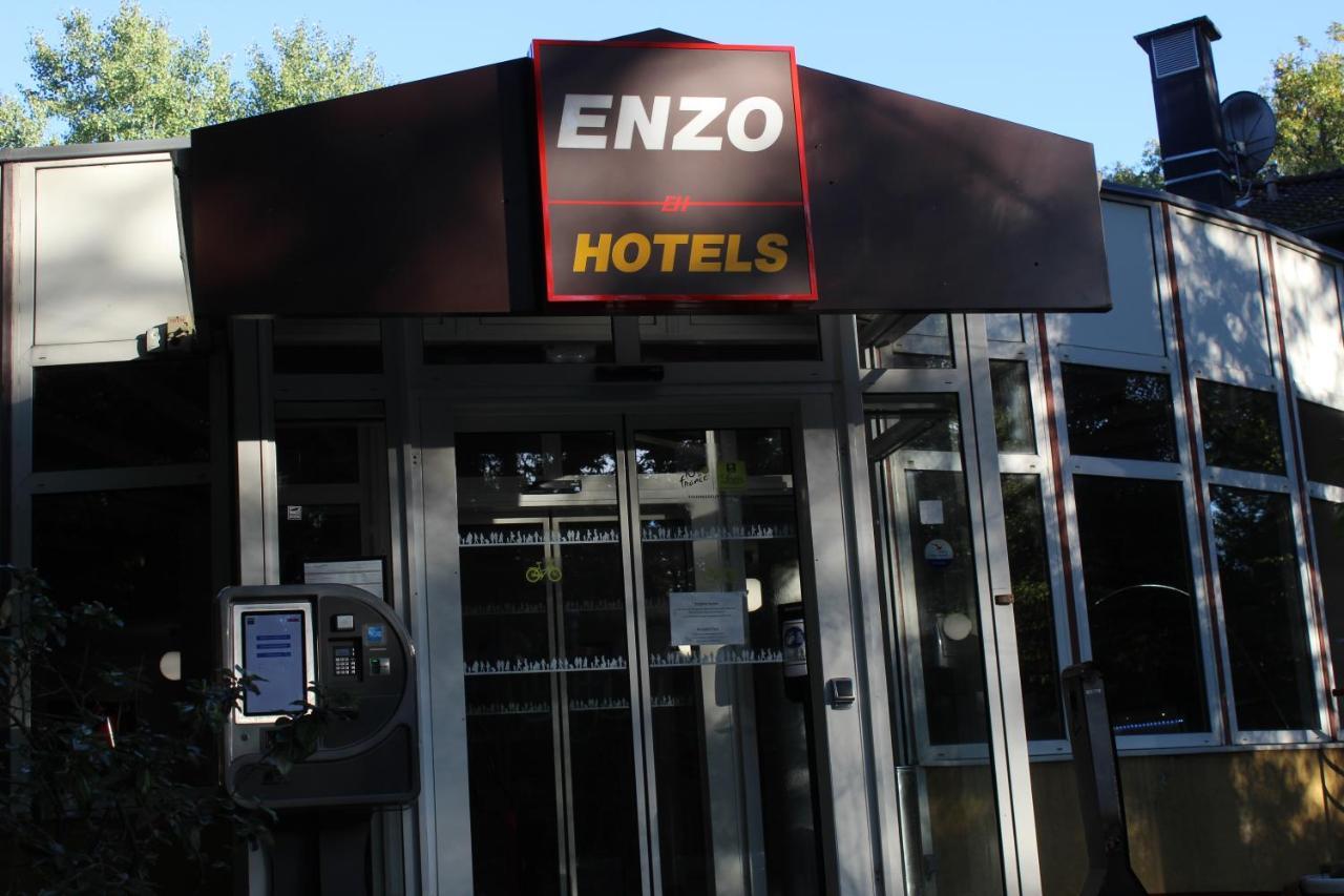 Enzo Hotels Premier Prix - Logis แอมเนวีล ภายนอก รูปภาพ
